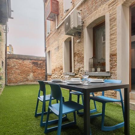 Castello Apartment With Garden R&R Venedig Exterior foto
