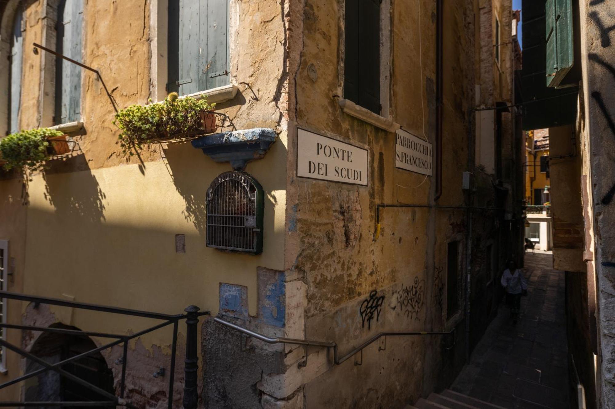 Castello Apartment With Garden R&R Venedig Exterior foto